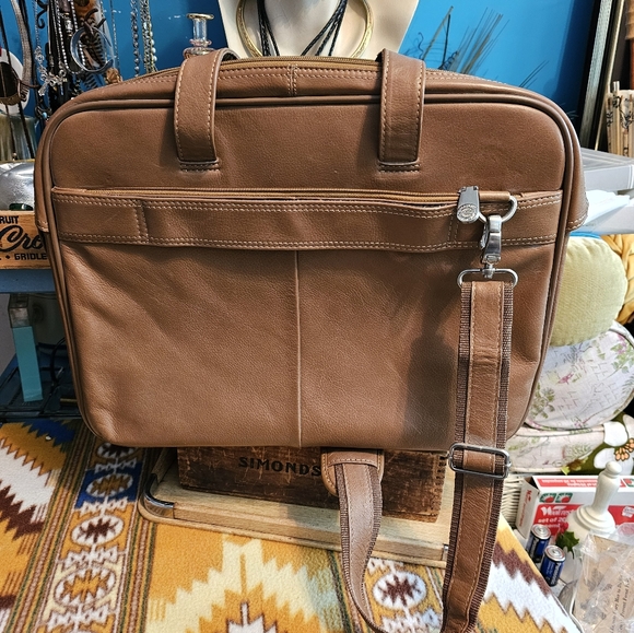 Mancini Leather Briefcase Laptop Shoulder Bag - Picture 2 of 7